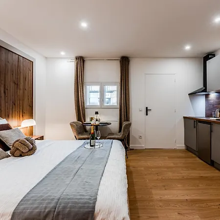 D'exception Sous Voutes Avec & Cinema * ボルドー