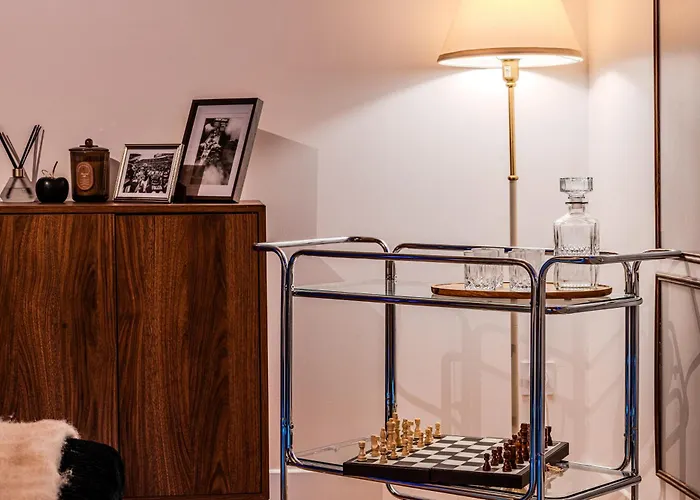 D'exception Sous Voutes Avec & Cinema