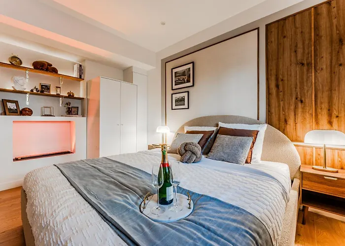 D'exception Sous Voutes Avec & Cinema