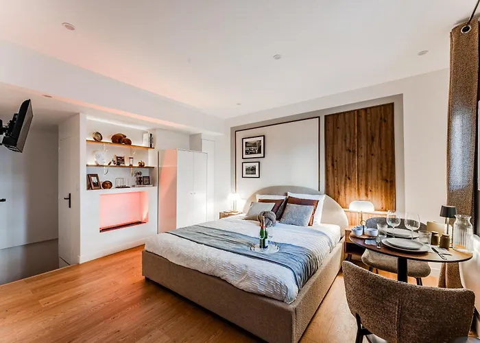 D'exception Sous Voutes Avec & Cinema